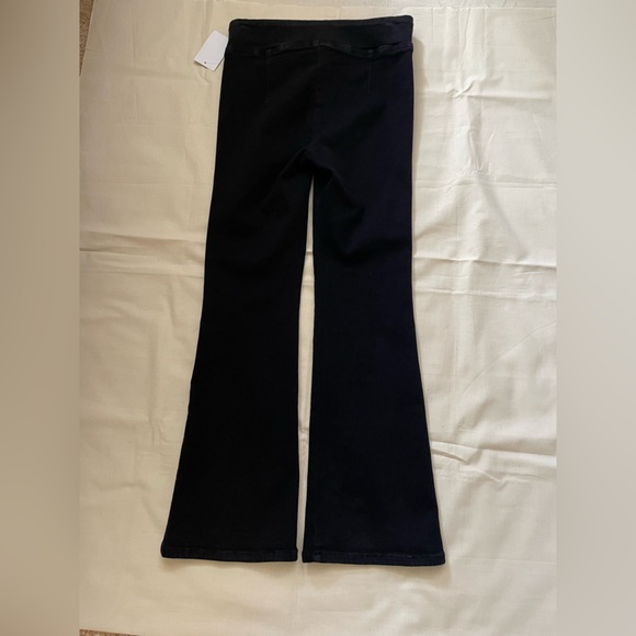 FRAME The Jetset Mini Boot Crop Jean - Picture 5 of 6